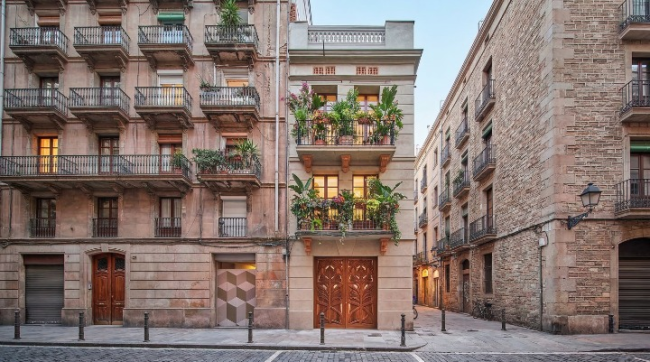 aeq-edificio-antiguo-sin-espacio-barcelona